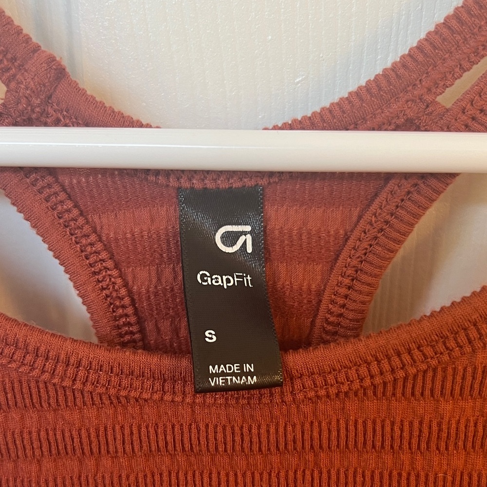 GAP Women's Ribbed Crossback Tank Top - Rust - Picture 2 of 3